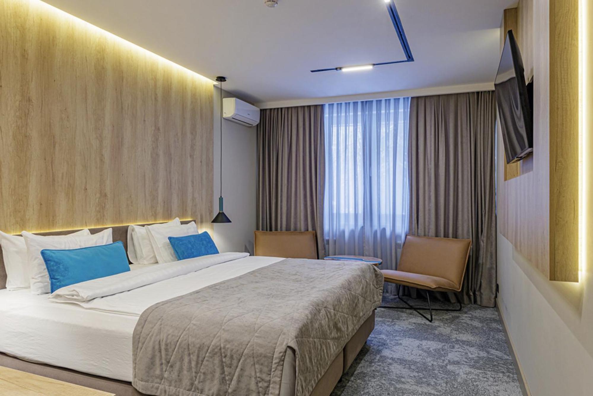 Тау-House Hotel Kok-Shoky Buitenkant foto